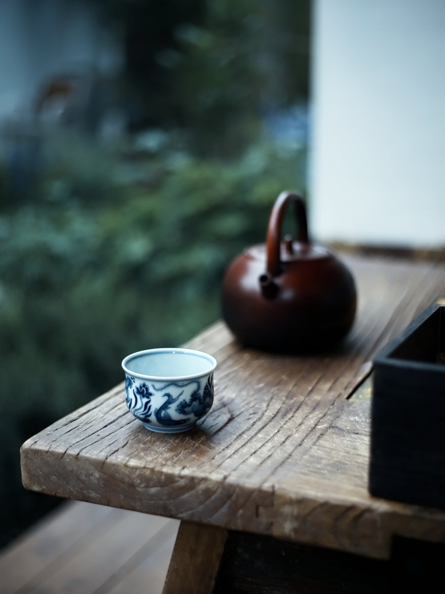 Oriday Blue and White Ceramic Kung Fu Tea Cup | Vintage Underglaze Host Cup | Recommended Traditional Chinese Tea Cup