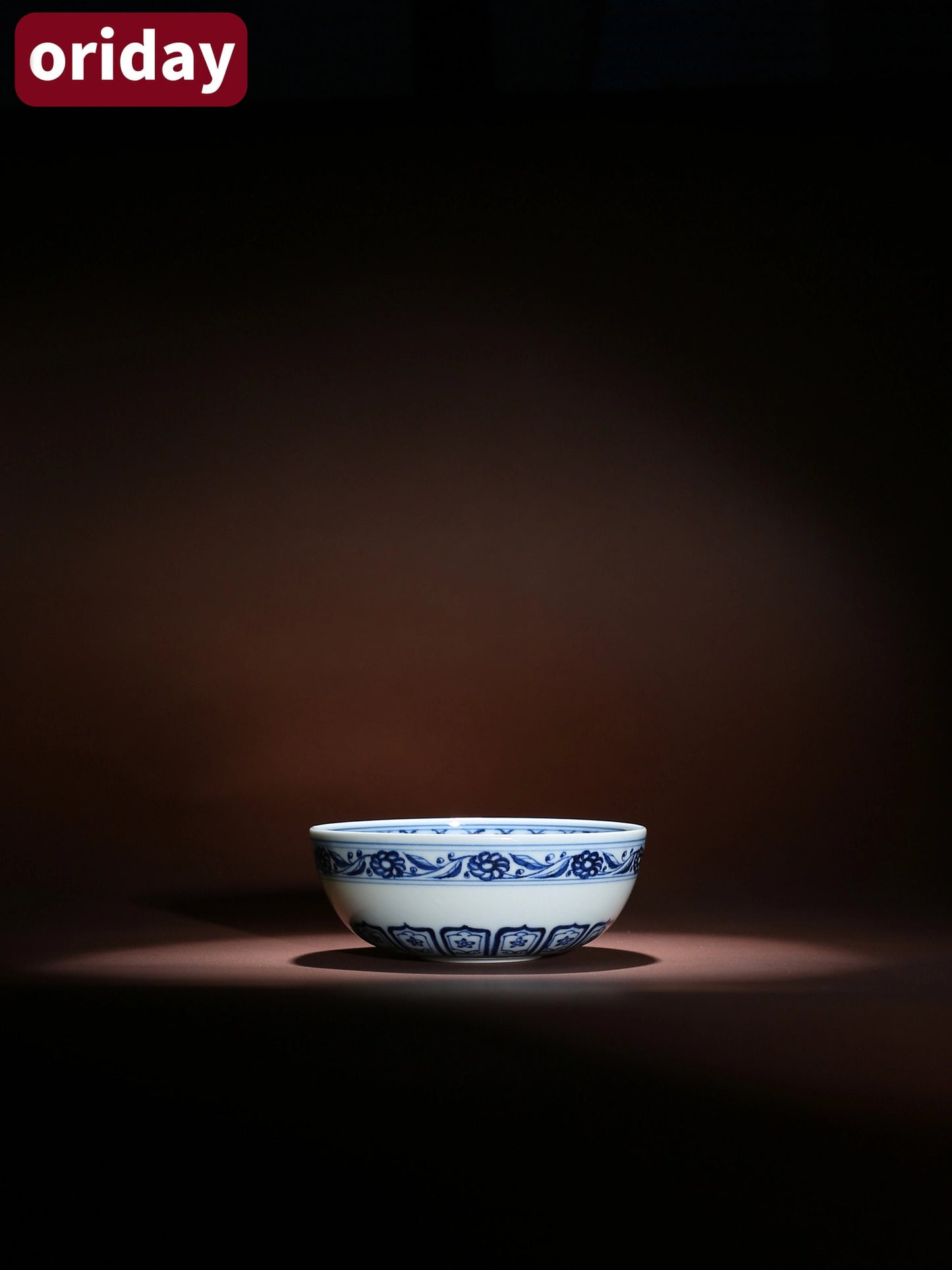 Oriday 純手繪青花寶相紋普洱杯｜復古陶瓷臥足主人杯｜送禮自用茶杯推薦